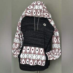 Hooey Patterned Black and White Women's Sweater